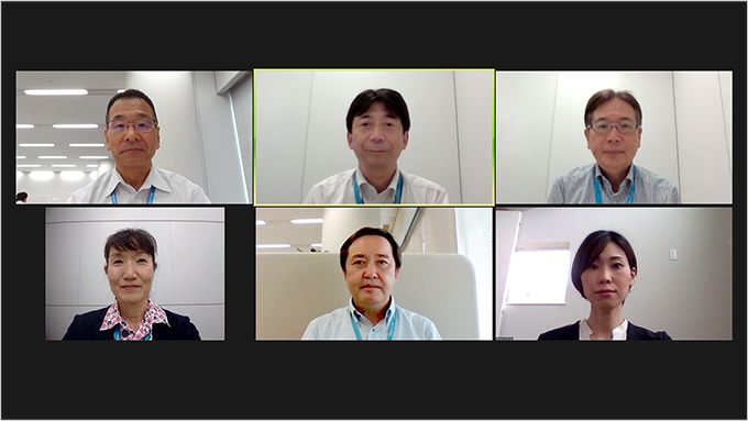 統合した個社のルーツを知り、未来への推進力を高める社史